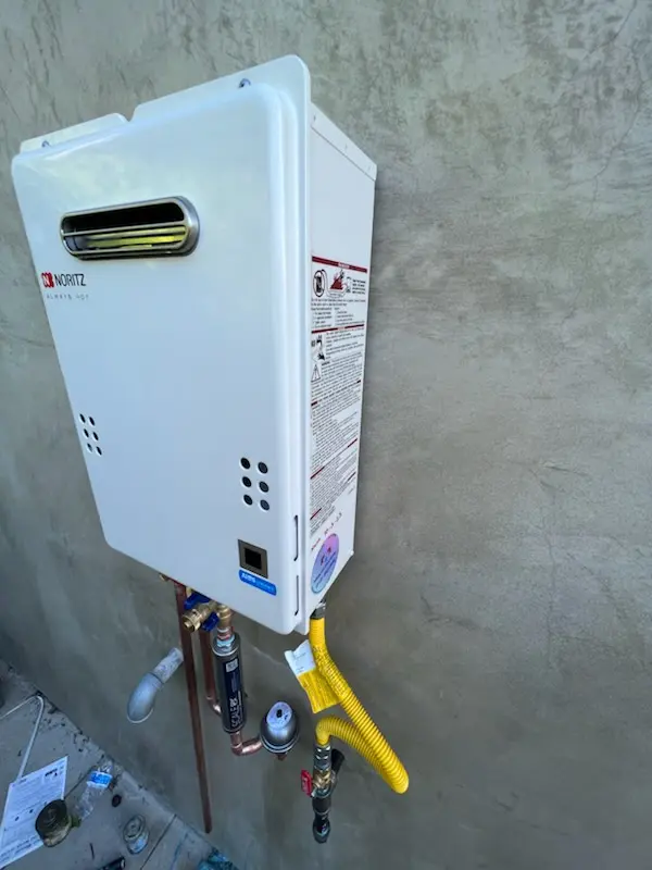 Tankless water heater installation for Belardy homes